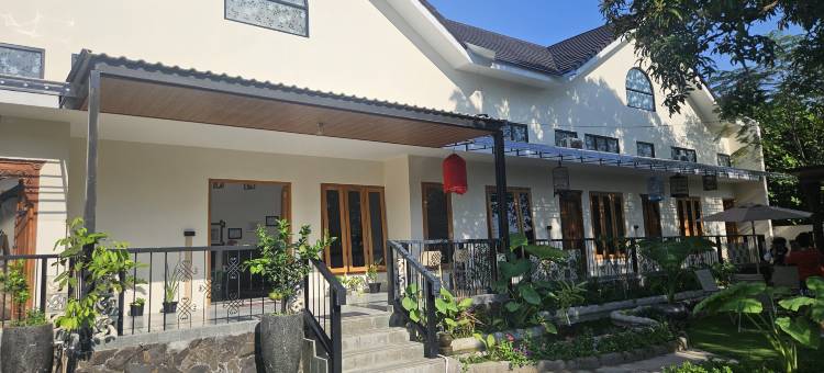 KOOKA RESIDENCE SURABAYA图片