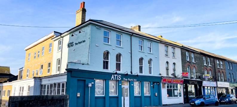 ATIS 公园客栈(Park Inn Palace)图片