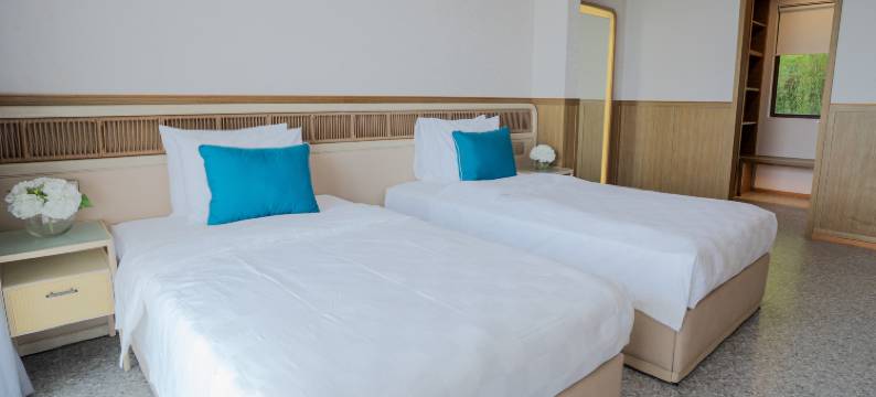 The Riahi Residences at Nirup Island图片