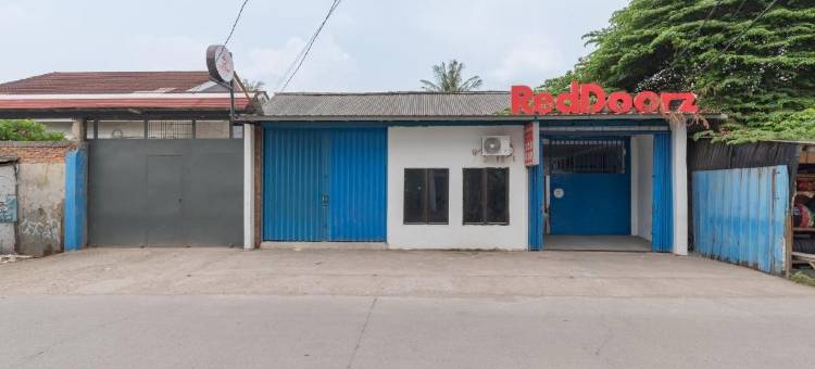 RedDoorz @ Jalan Otista Karawang图片