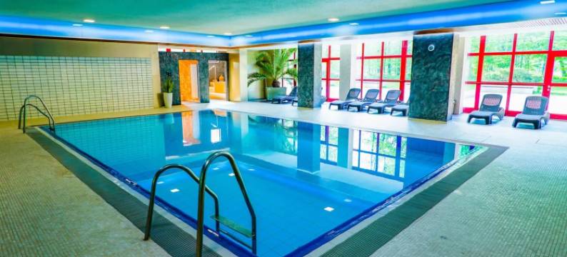 贝拉里亚度假村酒店(Hotel Belaria Resort - wellness, swimming pool)图片