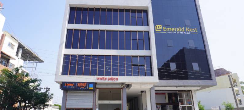 翡翠巢(Emerald Nest)图片