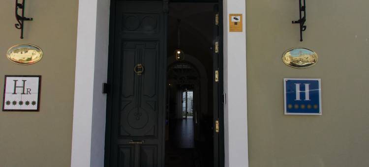 依利亚农村精品酒店-5星级(Hotel Boutique Iulia 5 Estrellas)图片