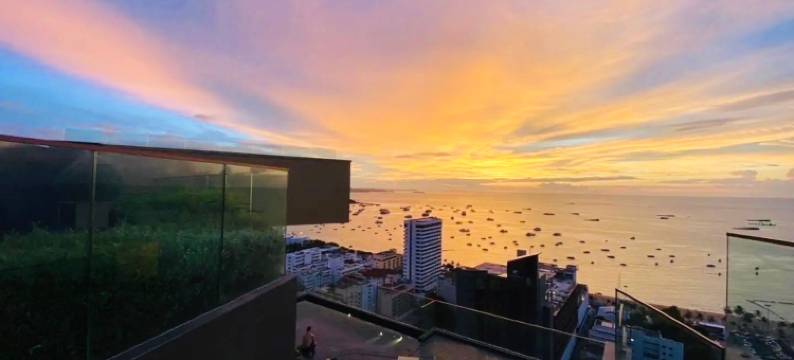 Sea view Apartment Near Walking Street (Edge Central Pattaya)图片
