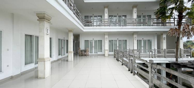 Urbanview Hotel Lilis Ikvala Radha图片