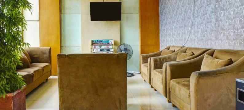 Hotel O near Mall Panakukang formerly Rika Hotel Makassar图片