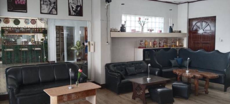 海维客房的塔尤德酒店(Tayud Hotel by Hiverooms)图片