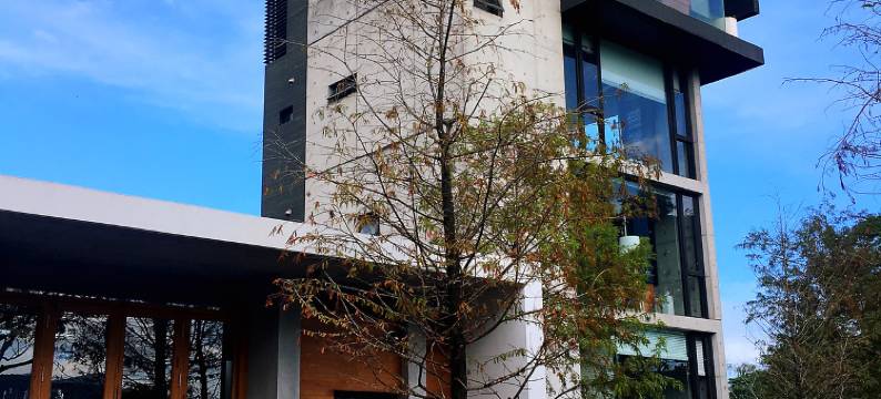 呆宅 JUSTSTAY图片