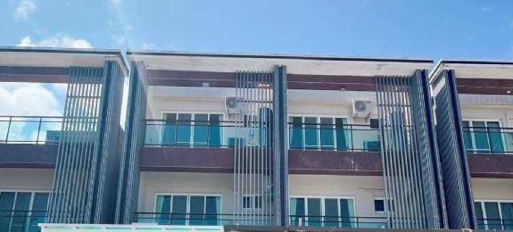 蓝天山丘池上馆民宿图片