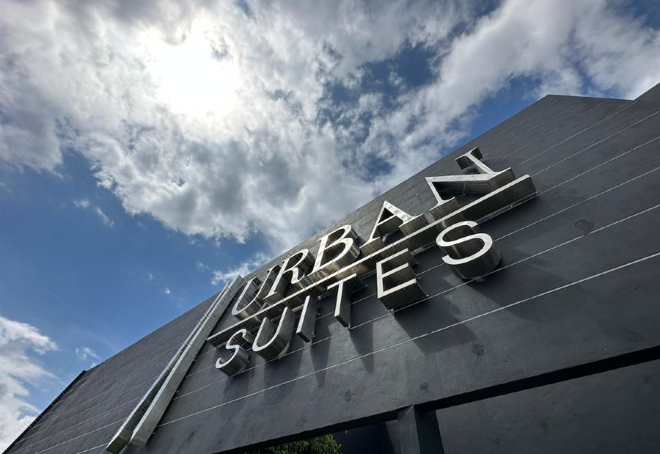 Cozy Urban Suites Georgetown View by 3C Hotel Overview