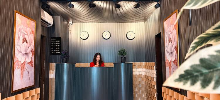 Mays By Rich Hotel图片