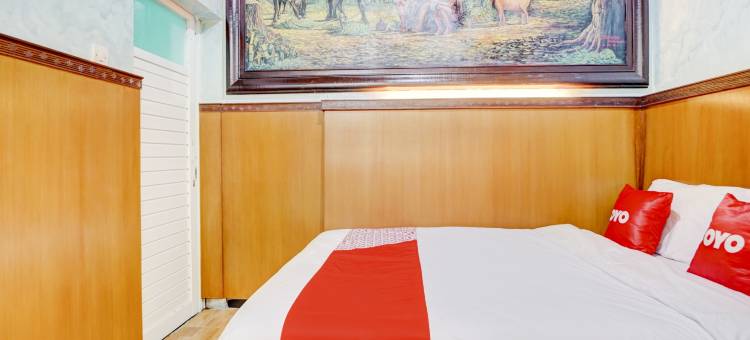 OYO 90303 科拉姆潘金阿巴咖啡厅和家庭旅馆(OYO 90303 Cafe & Homestay Kolam Pancing Abah)图片