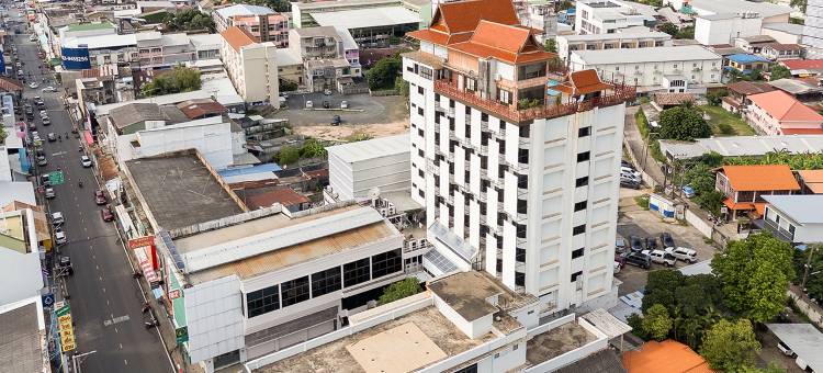 B2四色菊精品经济酒店(B2 Sisaket Boutique & Budget Hotel)图片