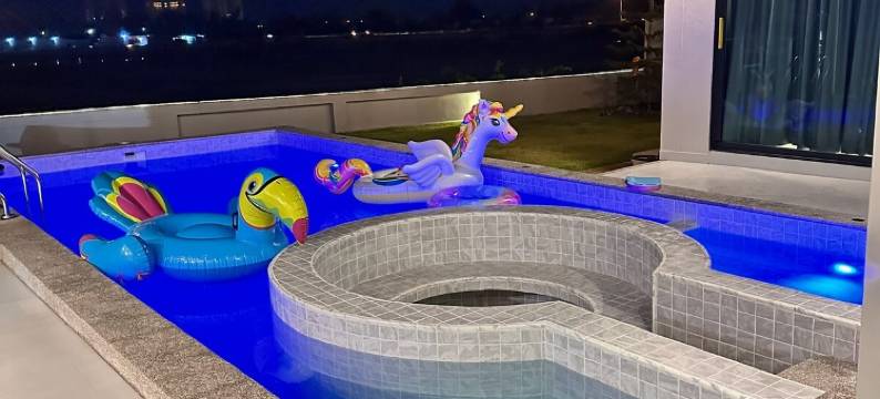 Reniva Poolvilla Cha-am图片