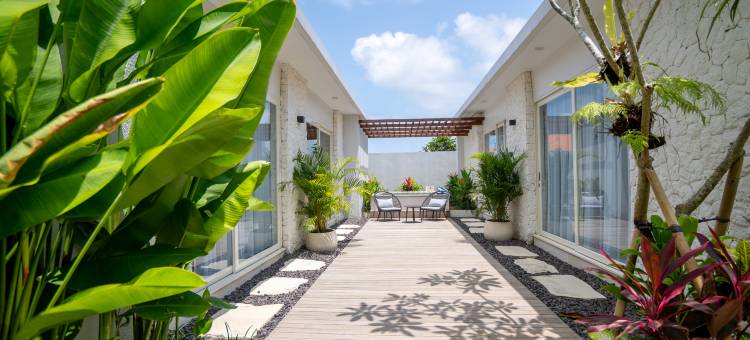 Nyuh Lengkong Beachfront Villa with Kitchen near Tanah Lot图片