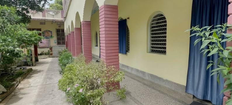 Jolly Homes - 400 Mtrs from ISKCON图片