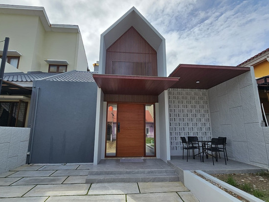 3 Bedroom House Near Grand Batam Mall