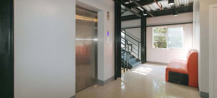 RedDoorz @ Coral Tree Residences图片