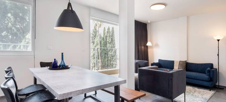 Modern 2BR Apt w Private Parking in City Center图片
