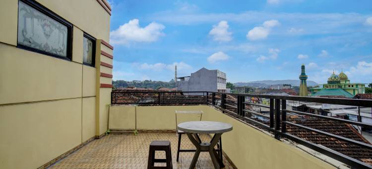 Hotel O near Stadion Pahoman formerly Wisma Andalas Asri图片