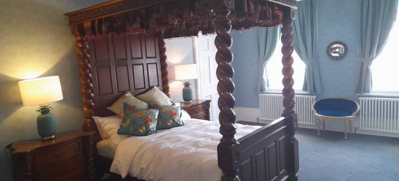 石院子房子(Stone Court House)图片