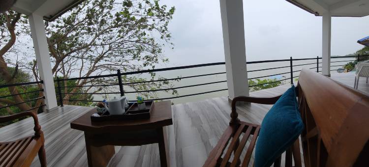 迪努达泻湖度假村(Dinuda Lagoon Hotel)图片