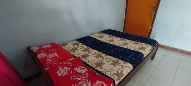 O丹尼斯酒店民宿-靠近特拉旺安伊斯提克玛清真寺(Hotel O Dannis Homestay Near Musholla Al Istiqomah Terawangan)图片