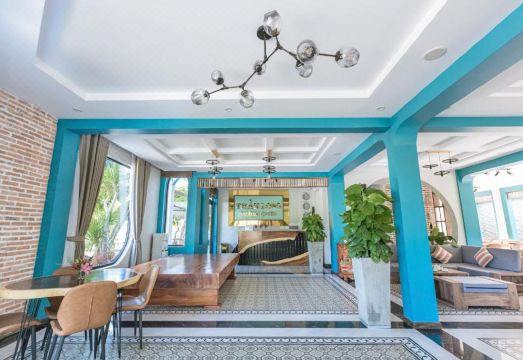 Tran Long Cu Hin Hotel Hotel Overview