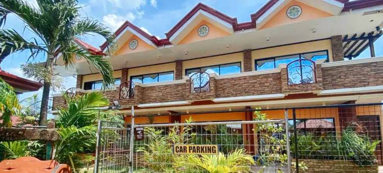 Salty Crocodile Resort by RedDoorz图片