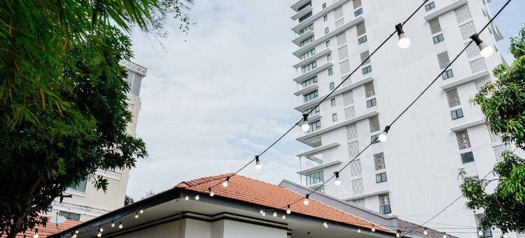 Gurney Drive 4 Rooms Landed Villa图片