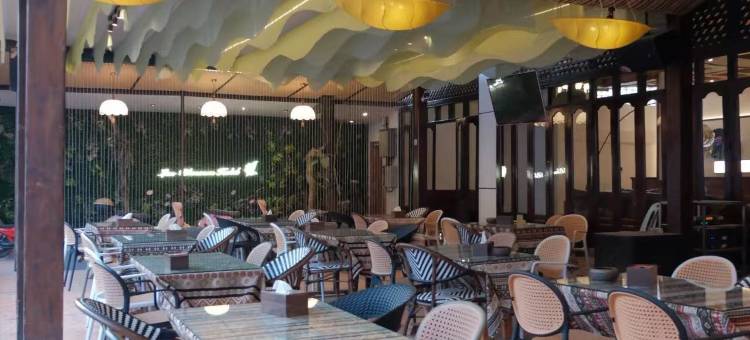 Lao Blossom Boutique Hotel图片