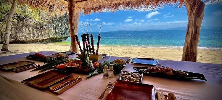 Exclusive & Private Island Resort: Floral Island图片