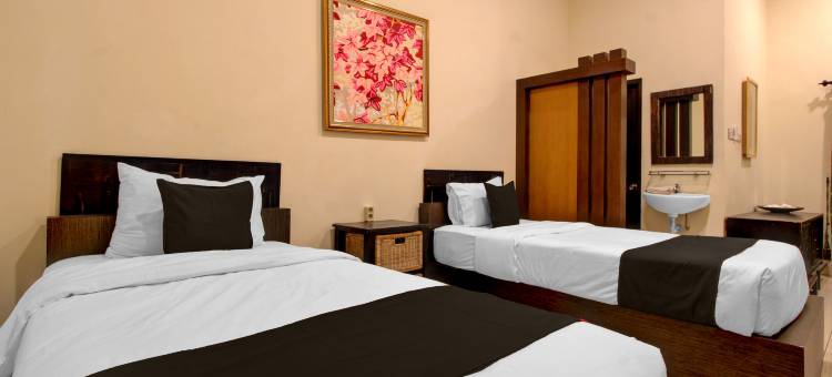 橡树联排别墅潘卡纳卡玛琉波罗酒店(Townhouse Oak Pancanaka Malioboro Hotel)图片