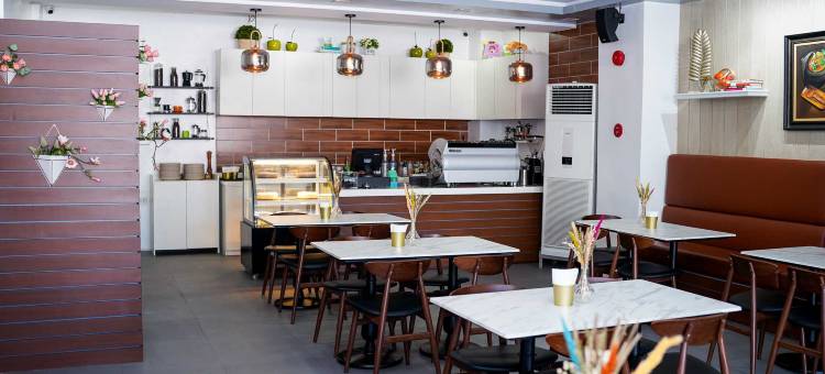 OYO 1168 吉玛卡精品酒店及咖啡馆(OYO 1168 Gimaca Boutique Hotel & Cafe)图片