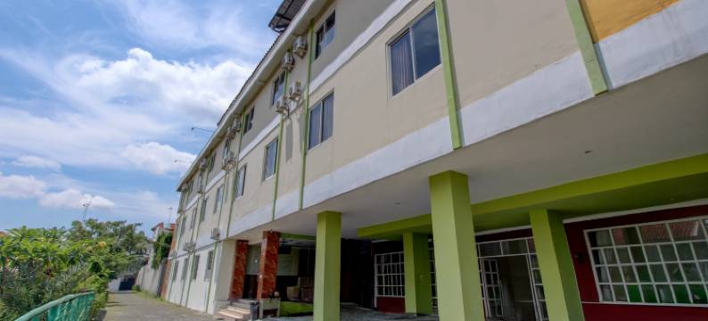 Collection O near Stadion Manahan formerly Graha Laweyan Solo图片