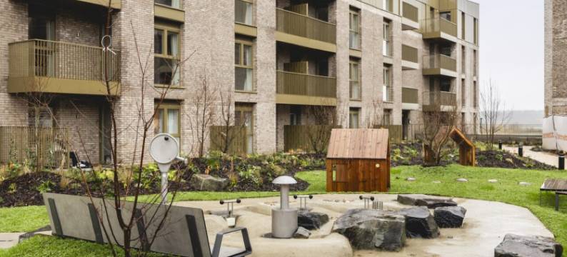 查尔斯霍普剑桥(Charles Hope Cambridge)图片