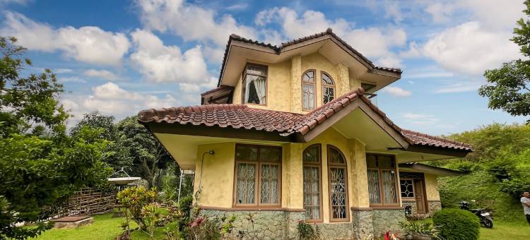 Large Villa Ciater 3BR near Sariater图片