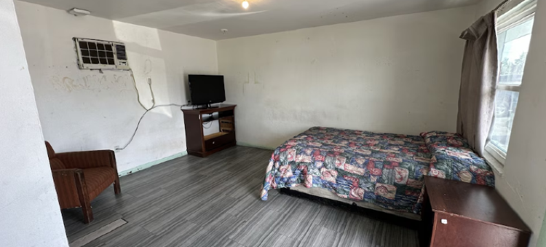 南坦帕贝斯OYO汽车旅馆(Base Motel By OYO South Tampa)图片