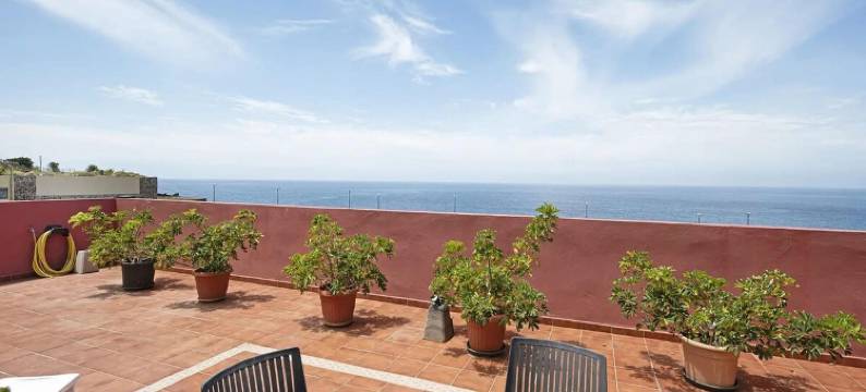 靠近哈丁海滩的波多度假屋(Holiday Home in Puerto near Playa Jardín)图片