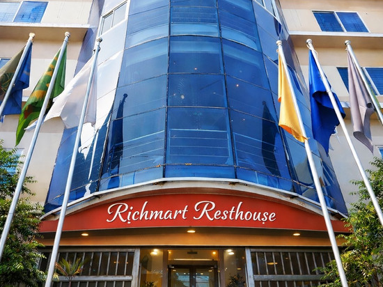 Baral Richmart Resthouse