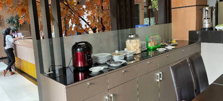 Cozzy Hotel Menara Archie图片