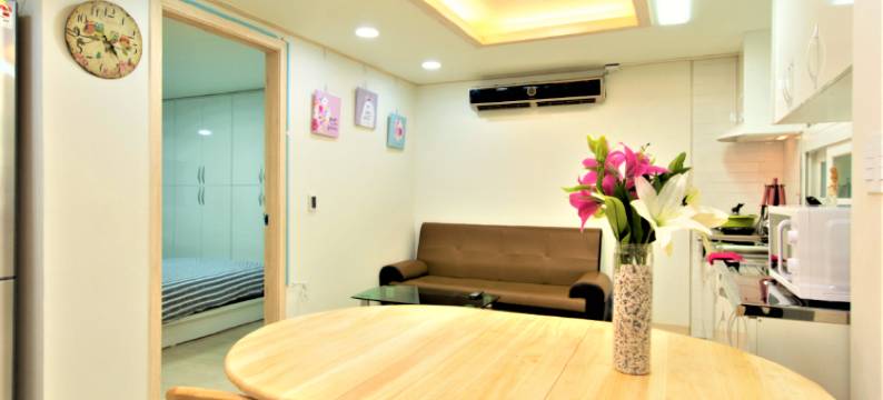 多情之家/弘大入口站。7号出口，可以开派对房。可爱的宽敞空间(Seoul Dajeong House/Hongdae Entrance Sta.Exit7.  Party room. Lovely Big House)图片
