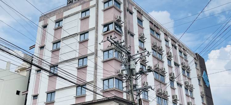 奥尔莫克市凡斯酒店 by 红多兹(Fans Hotel Ormoc City by RedDoorz)图片