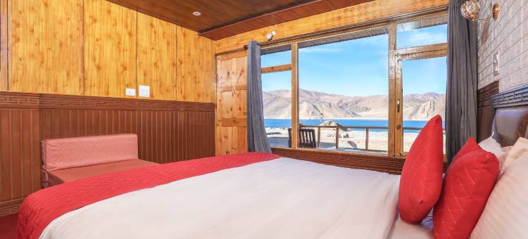 Snow Pine Luxury Wooden Cottage图片