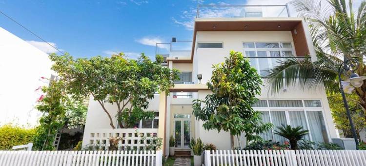 阿里亚度假村-蓝宝石度假公寓-带游泳池及私人海滩(Aria Reasort - BlueShaphire Apartment - Villa)图片