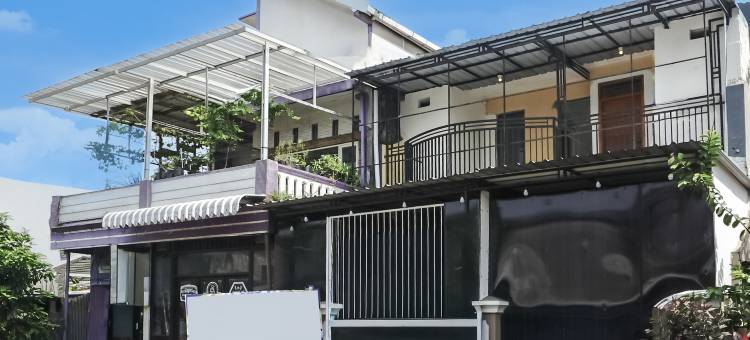 OYO 95035 和谐伊斯兰旅馆(OYO 95035 Harmony Guest House Syariah Sawojajar)图片