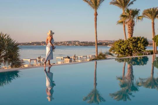 馬卡迪水療酒店 - 僅限情侶入住，18歲以上