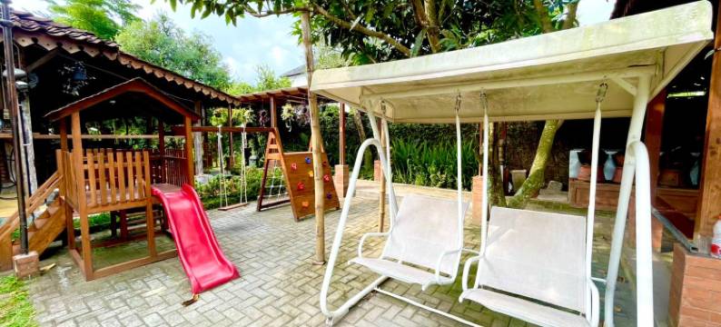 日惹 Nglaras 度假村(Nglaras Resort Yogyakarta)图片