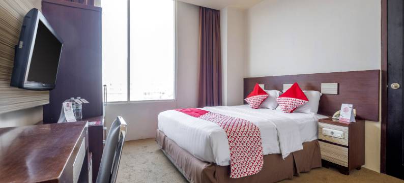 Townhouse Oak near Losari Beach formerly Lynt Hotel Makassar图片