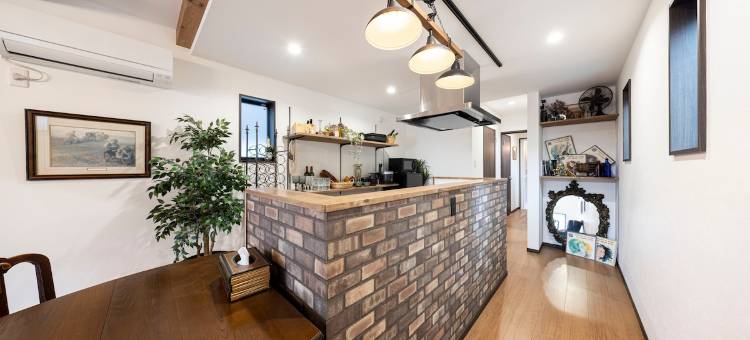 【Antiques Gifu Station East】整栋别墅，最多可容纳10人(【Antiques Gifu Station East】Entire Villa for up to 10 Guests | 10-Min Walk from JR Gifu Station)图片